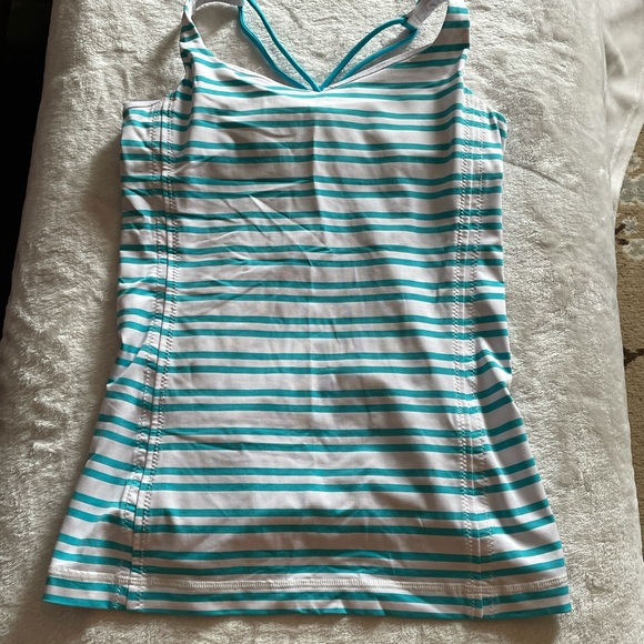Lululemon tank - Picture 1 of 2
